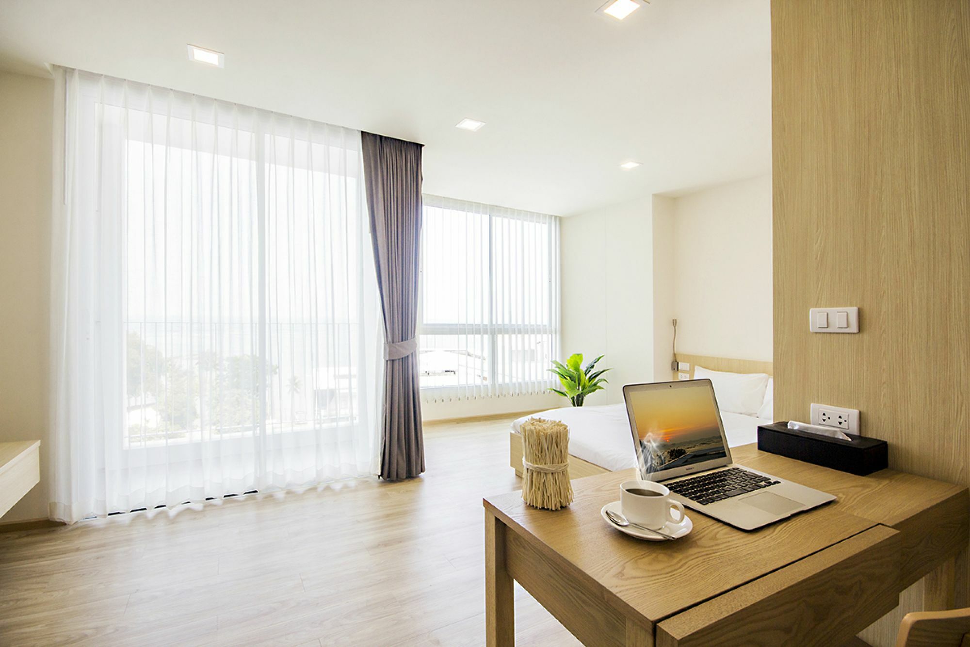Karin Hotel & Service Apartment - Sha Extra Plus Сі-Рача Екстер'єр фото